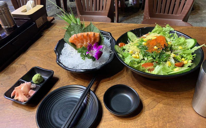 Sushi Ngon-Góc Phố Sushi & Lẩu Nướng