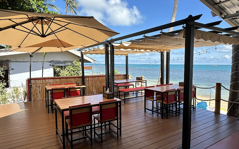Wilson's Beach Bar & Restaurant