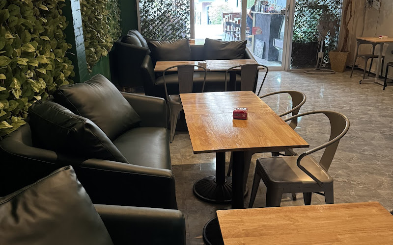 Green Terrace Phuket – Coffee, Breakfast & Restaurant