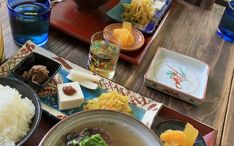 ソーキ亭いりくんやぁ