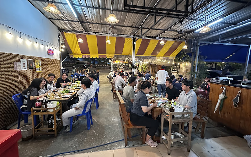 ร้านหมูย่างนายบอย