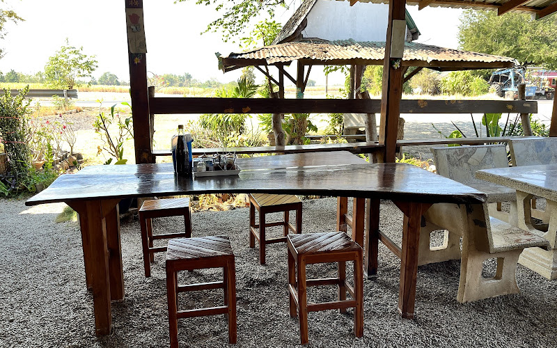 ครัวริมทางสะพานคู่