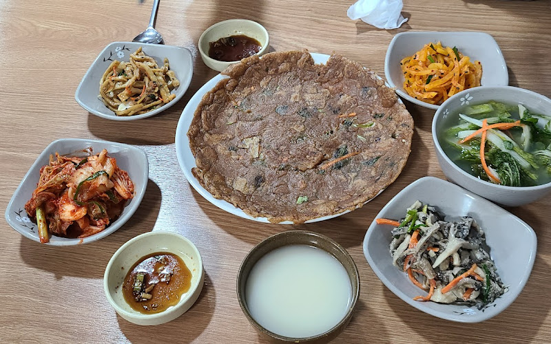 도토리칼국수