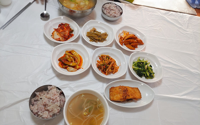 옥이네 한식전문