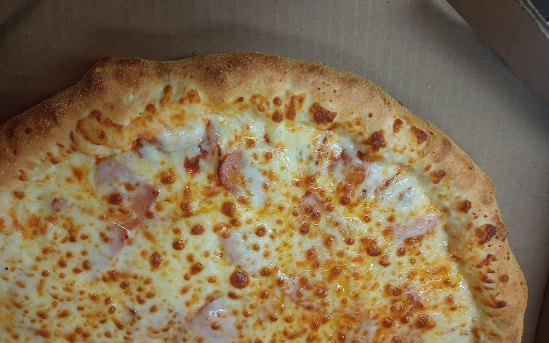 Domino's • Pradera Puerto Barrios