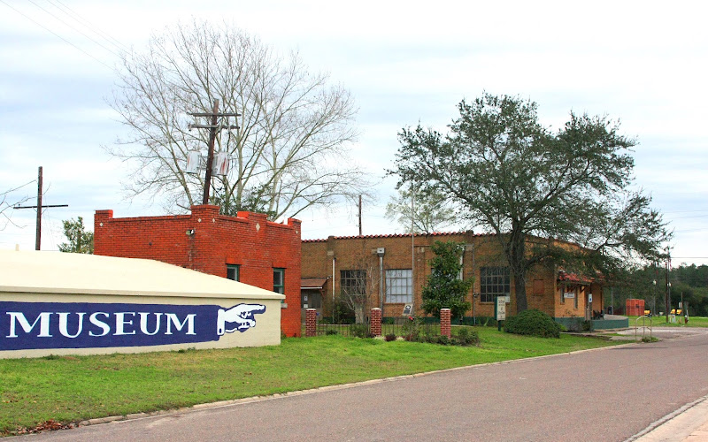 Ice House Museum & Cultural Center