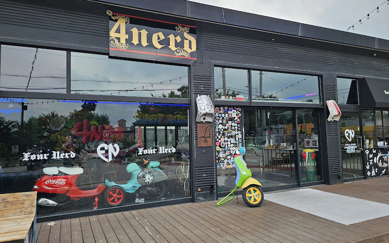 4nerd Ponard Dessert Cafe