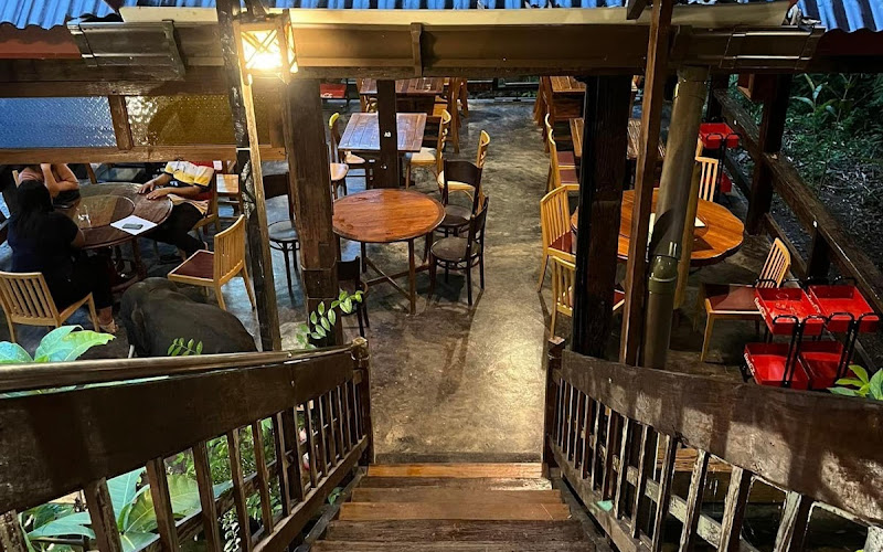 ร้านอาหารบ้านเลขที่8