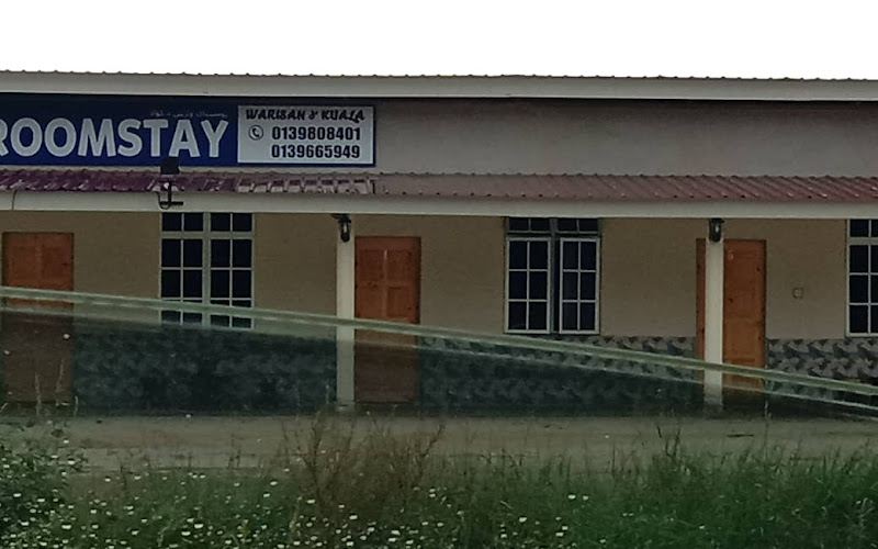 Kedai Makan Along Tomyam & Seafood