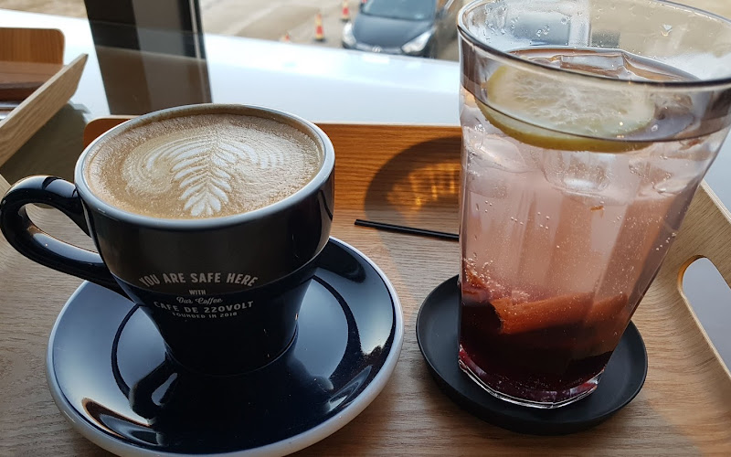 카페드220V볼트 본점