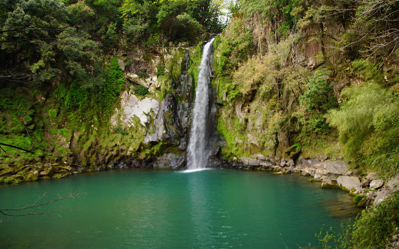 Hattan No Taki Waterfall