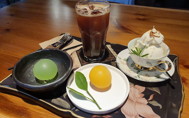 Egon Cafe