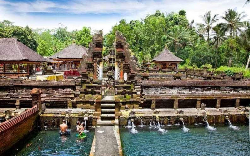 Pura Tirta Empul