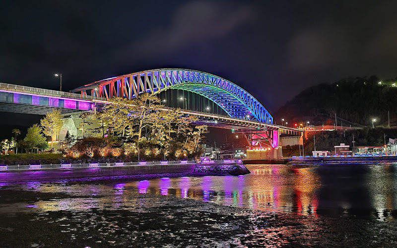 Tongyeong Daegyo Bridge