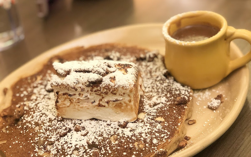 Snooze, an A.M. Eatery