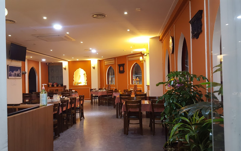 Asha Restaurant Hadan Branch