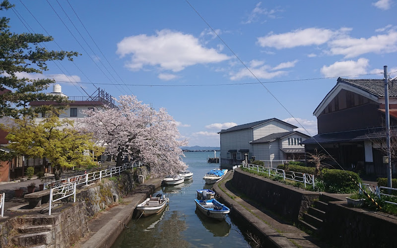 琵琶湖哀歌の歌碑