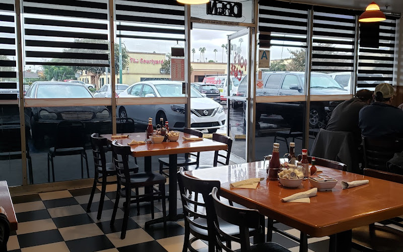 Pop's Cafe