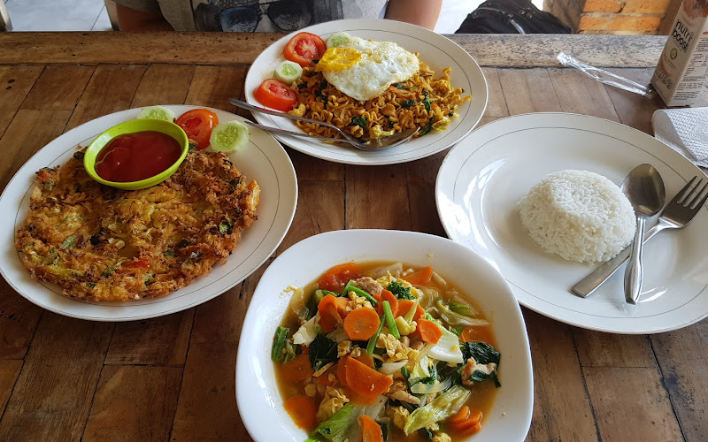 Waroeng Makan