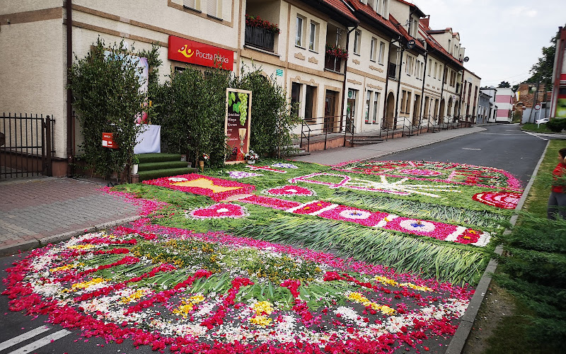 Rynek w Ujeździe