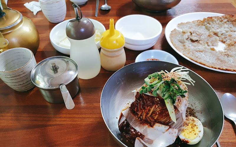 본가신숙희진골막국수