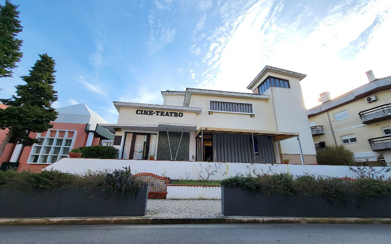 Cine-Teatro De Monte Real