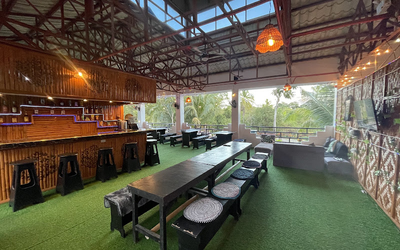 Blue Heaven Restaurant & Bar