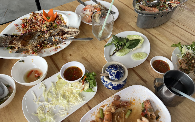 Zaab Nai Suan @Sala Bang Pu