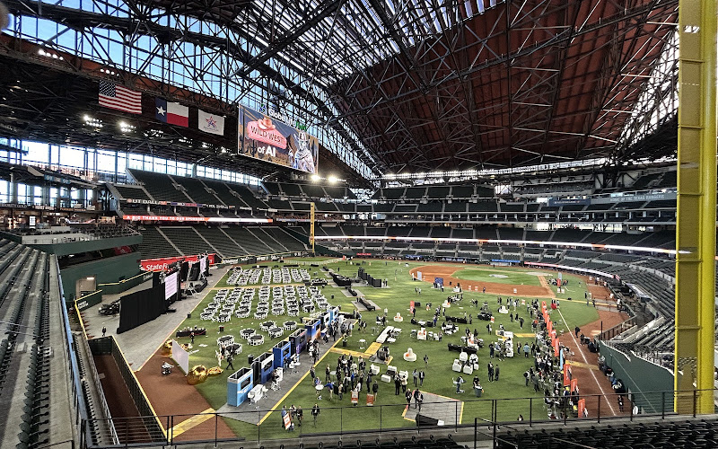 Globe Life Field Tours