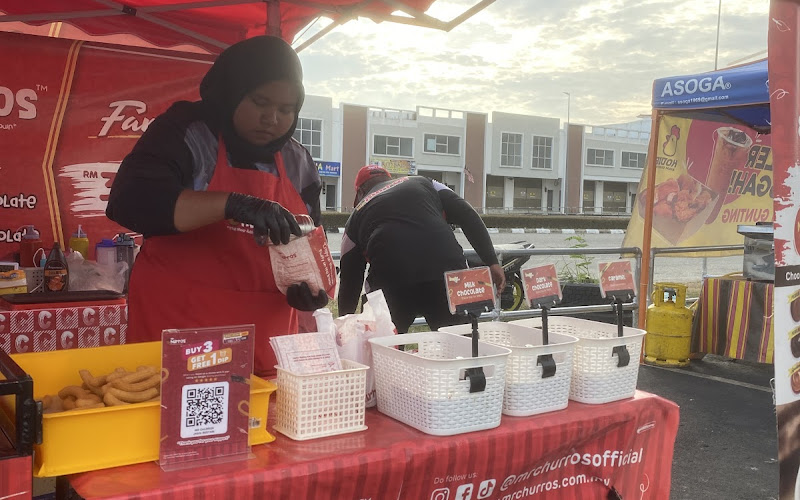 MR CHURROS (Jasin Bestari)