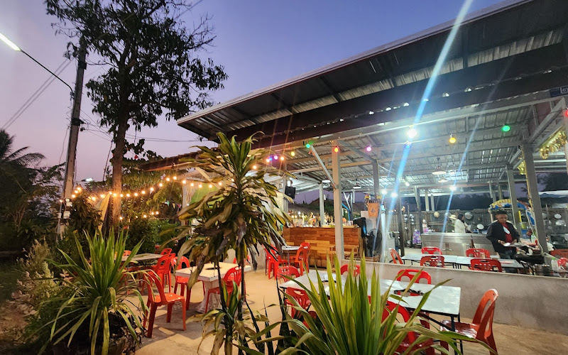 ปลาจุ่มมุมแซ่บ