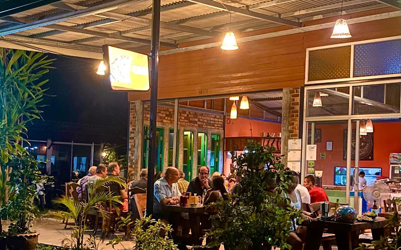 Beergarden Soi 8