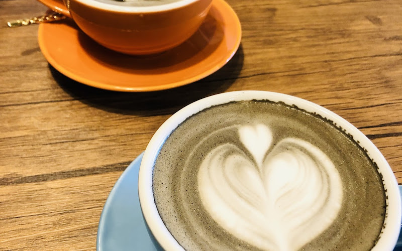 HAPPILY Cafe Kitchen