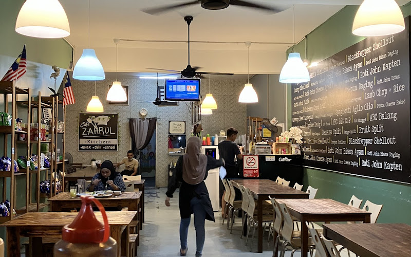 Zahrul Kitchen ( Manjung Point, Perak )