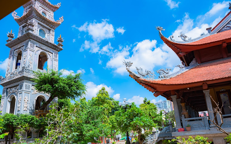Phap Van Pagoda