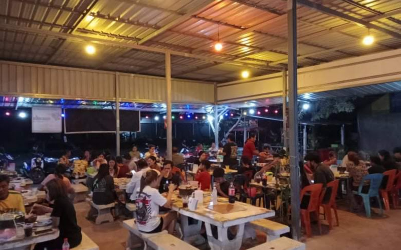 ย่างแม่งเอง หมูกระทะ