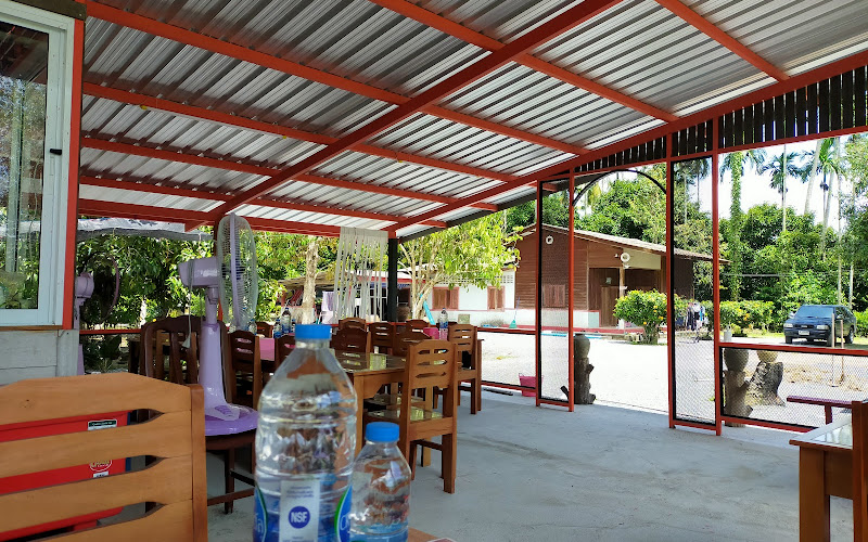 ร้านส้มตำสีส้มแซบนัว