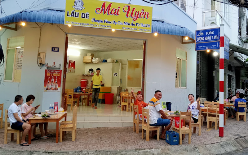 Quán lẩu dê Mai Uyên