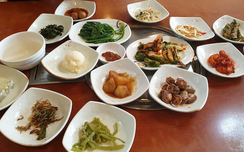 영빈 돌솥밥·돌구이