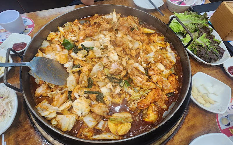 아쿠아 춘천 닭갈비