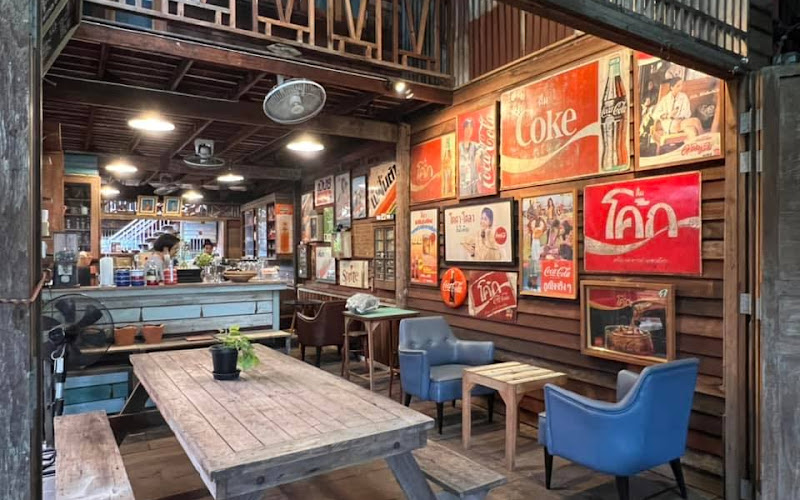 ร้าน สหายนิยมรส