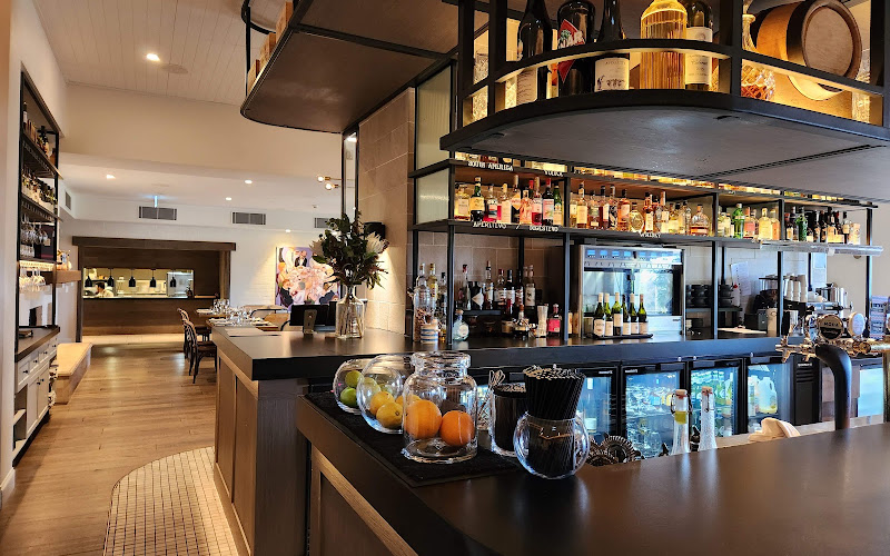 éRemo Restaurant & Bar