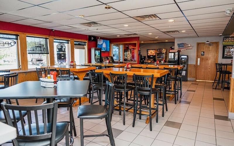 5th Quarter Bar & Grill