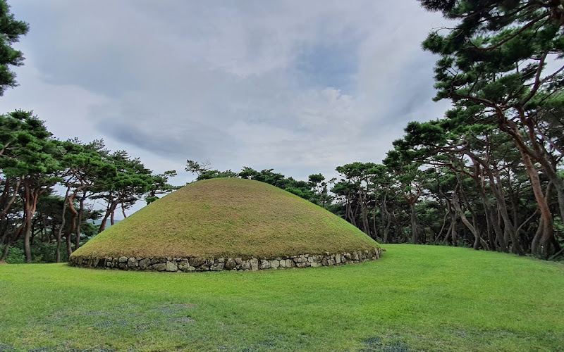 Royal Tomb of Queen Seondeok