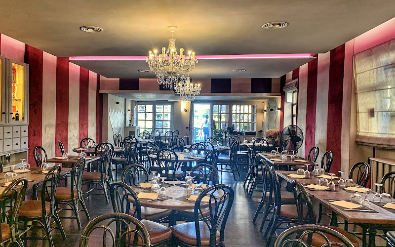 Óikos Trattoria Moderna