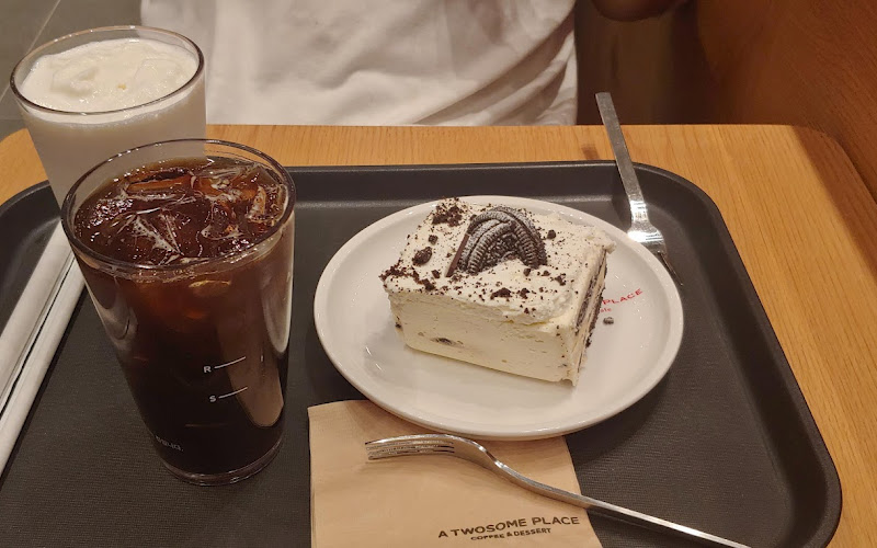 투썸플레이스 통영루지점