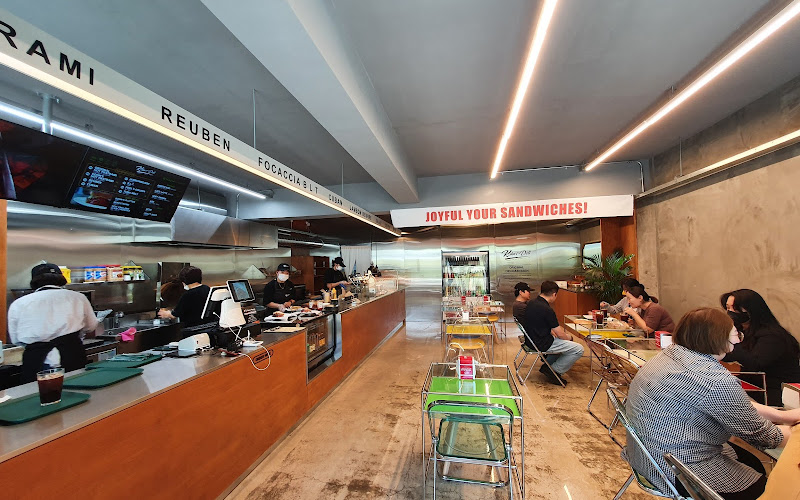 콘스델리 춘천시청점