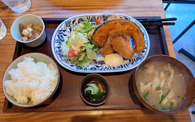 レストラン ピノキオ