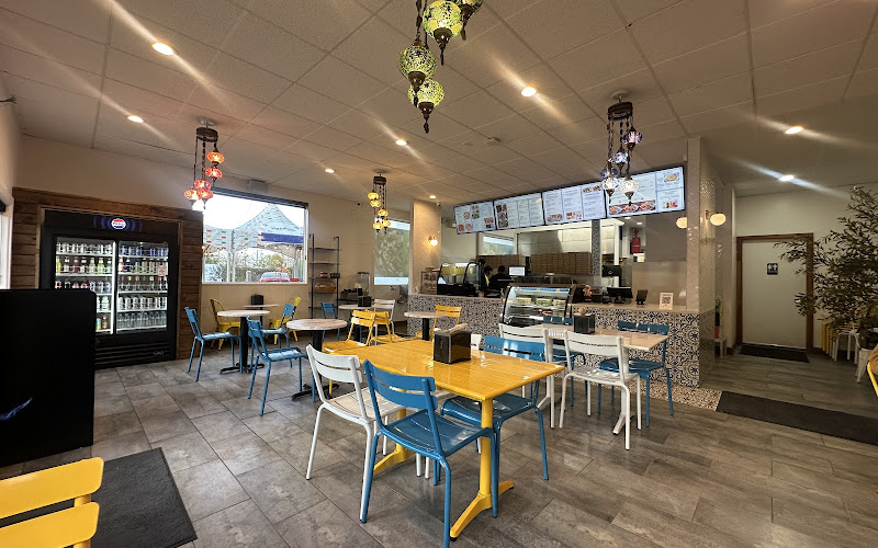 Manakish Oven & Grill