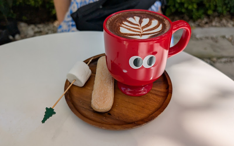 イエロー フォロー カフェ